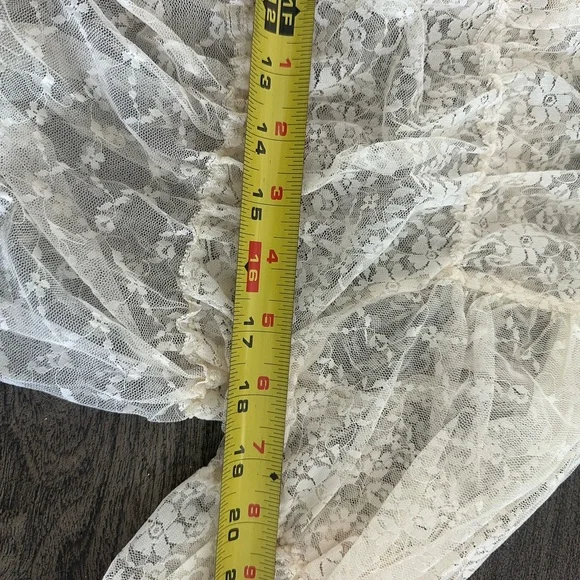 Vintage Stan Herman Babydoll style Sheer Lace Tie-Front Blouse - Cream - Picture 12 of 14